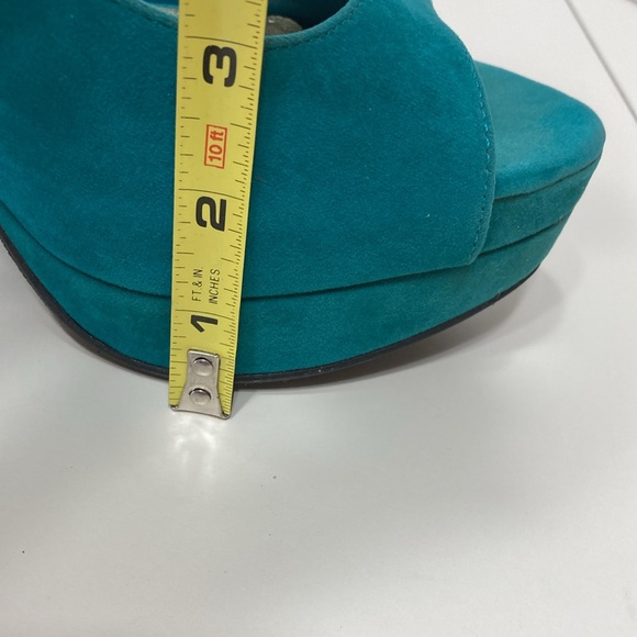 JustFab Women’s Size 10 “Ada” Platform Faux Suede Heels Pumps Peep Toe Preppy - Picture 16 of 16